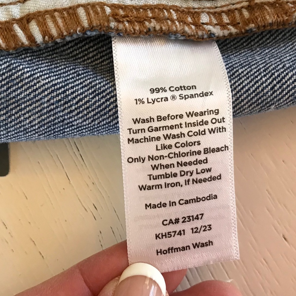 TALBOTS WIDE LEG CROP JEANS - HOFFMAN WASH - Picture 11 of 16
